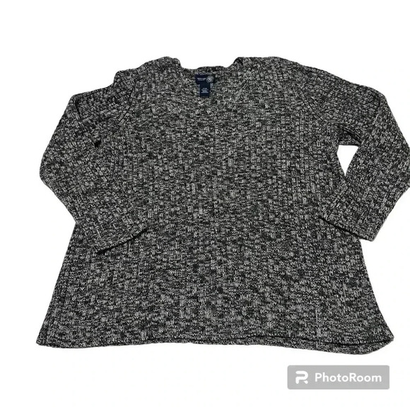 Venezia Jeans Cloathing Co. Black Gray and White Mans Sweater Size 22-24 - Picture 1 of 4